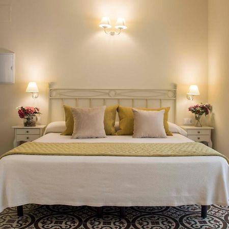 Hostal Boutique Casa La Laja Chiclana de la Frontera Eksteriør bilde